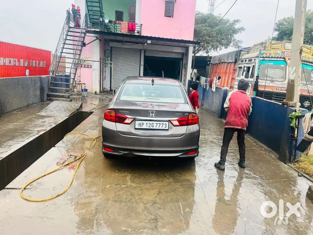 Very Good Condition With Cng Kit Cng Milage 30+
