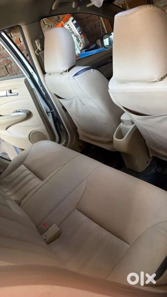 Honda Amaze 2011 Petrol