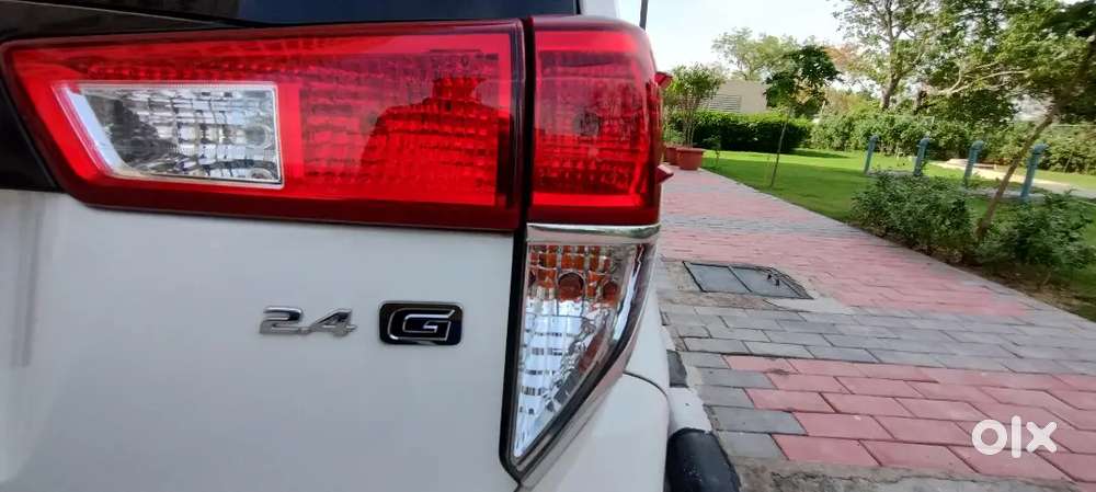 Toyota Innova Crysta 2021.bs6