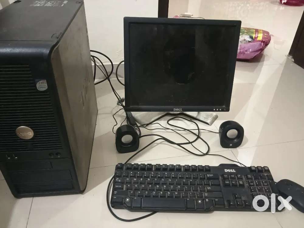 Dell Computer CPU screen monitor keyboard and sound All including