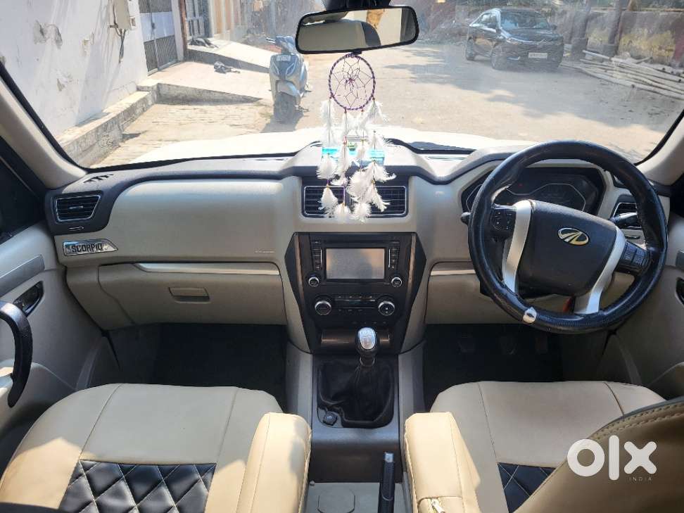 Mahindra Scorpio S10, 2016, Diesel