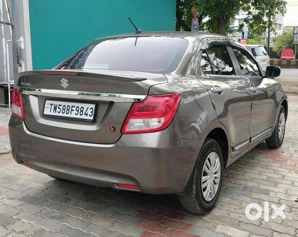 Maruti Suzuki Dzire 1.2 Vxi, 2022, Petrol