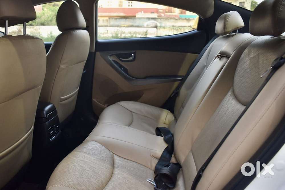 Hyundai New Elantra 1.8 Sx (o) At Vtvt, 2015, Petrol