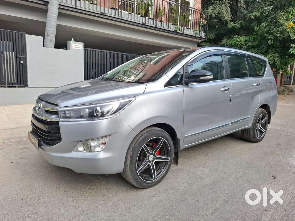 Toyota Innova Crysta 2.4 V 7 Str, 2016, Diesel