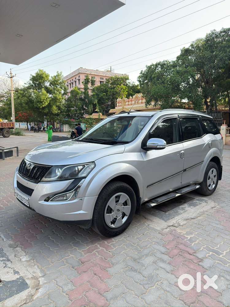 Mahindra Diesel Car 2016 Showroom Track