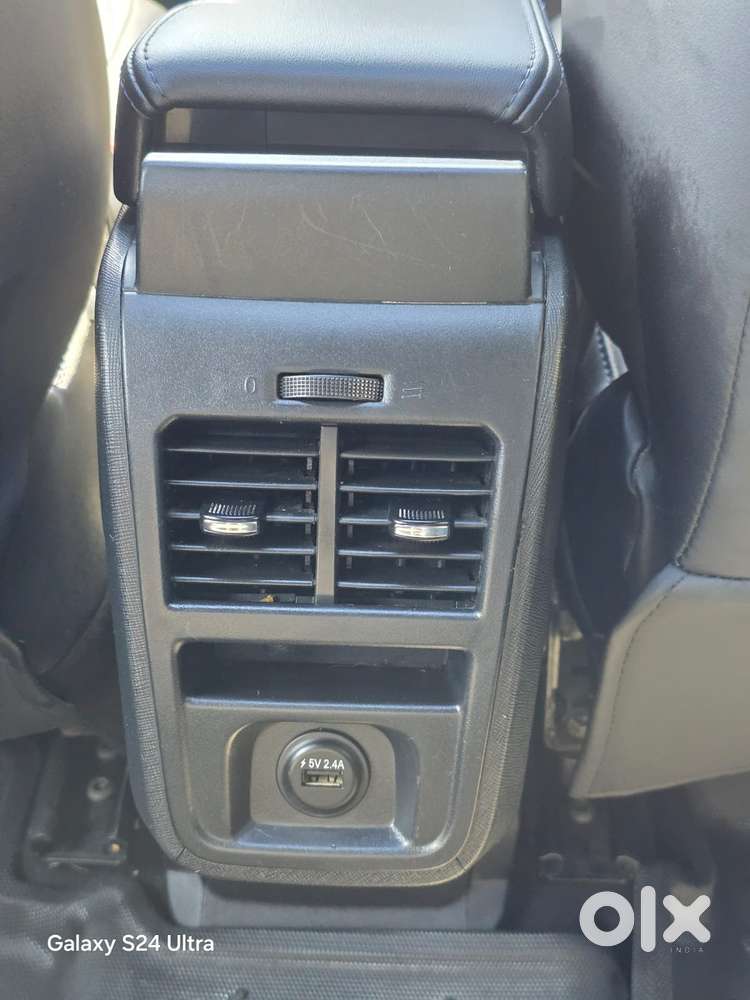 Tata Altroz 1.2 Xza Plus Dark Edition Dct, 2023, Petrol