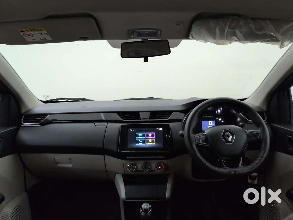 Renault Triber Rxt, 2022, Petrol