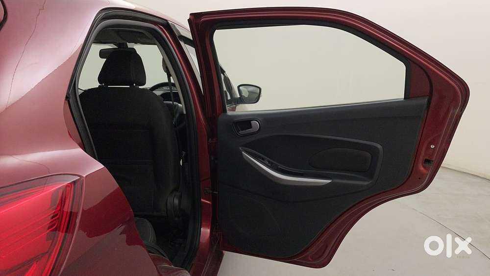 Ford Figo 1.2p Titanium Plus Mt, 2016, Petrol