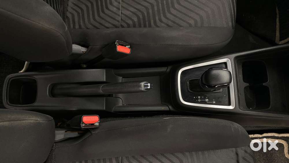 Maruti Suzuki Swift Amt Zxi, 2018, Petrol