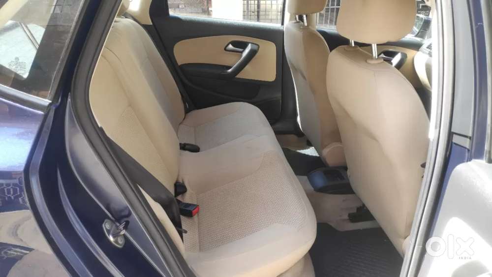 Volkswagen Polo Petrol Highline 1.2l, 2015, Petrol