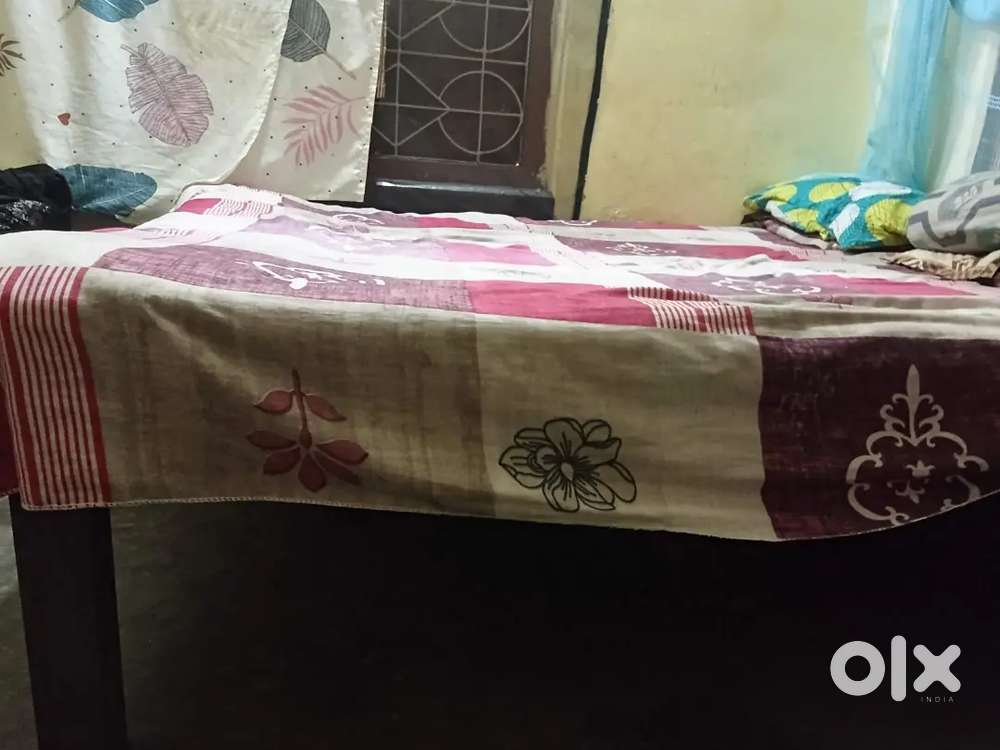 Old majbut choki/bed