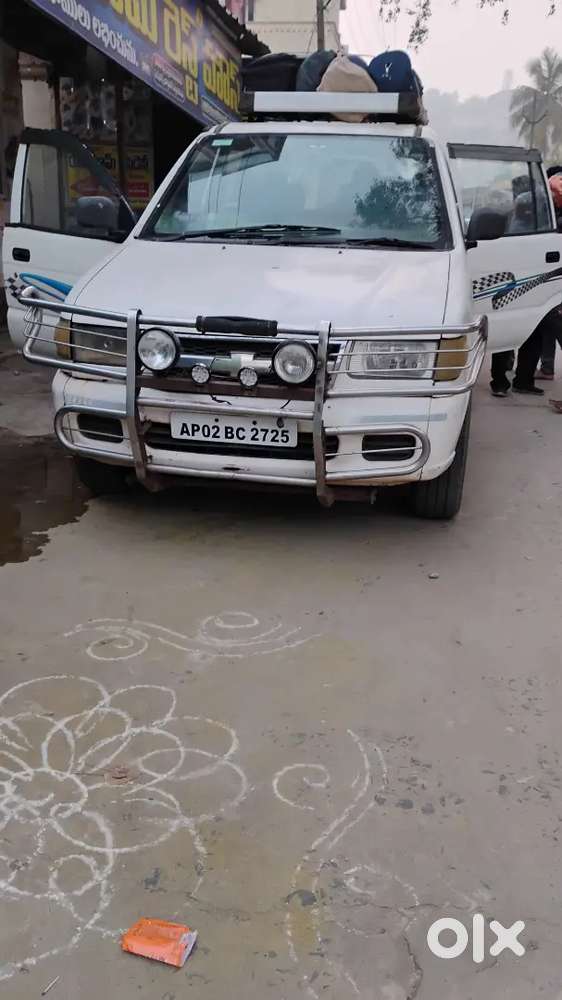 Chevrolet Tavera Diesel Automatic 2011