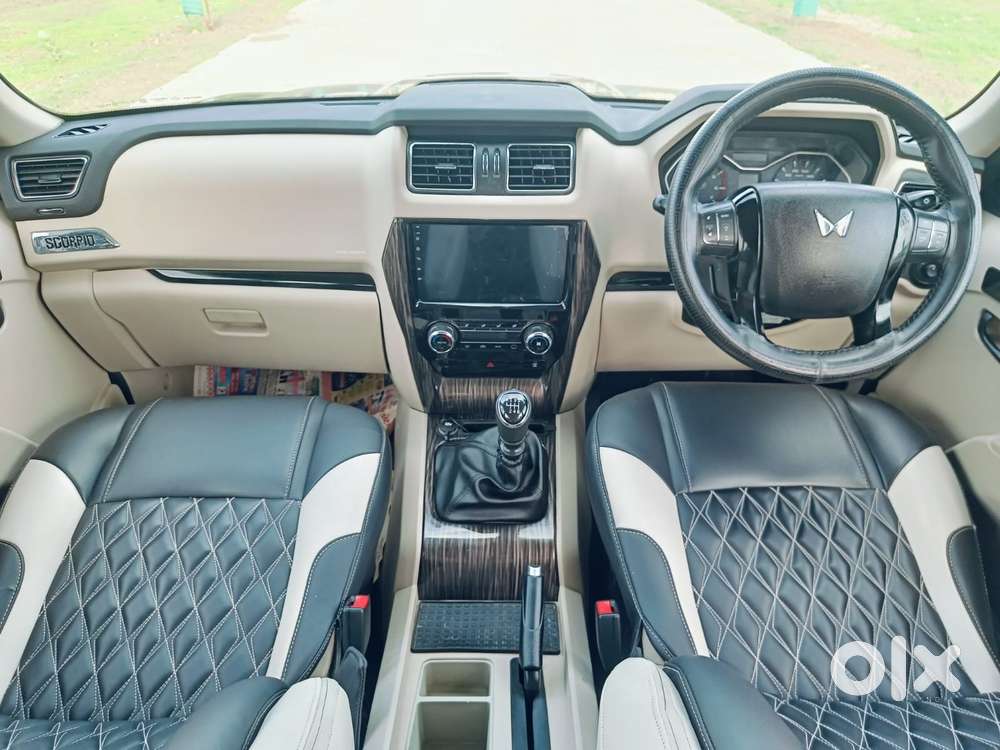Mahindra Scorpio S11 Mt 7s, 2025, Diesel