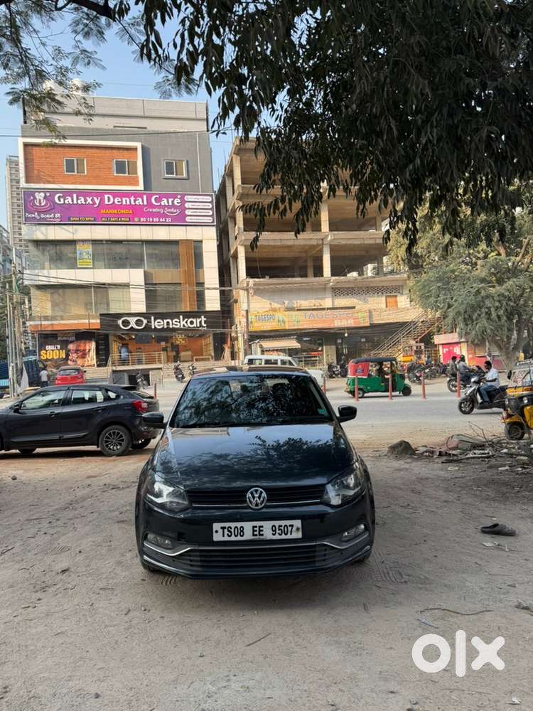 Volkswagen Polo Petrol 2015