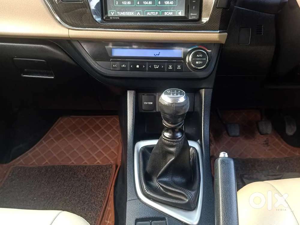 Toyota Corolla Altis 1.8g Limited, 2015, Petrol