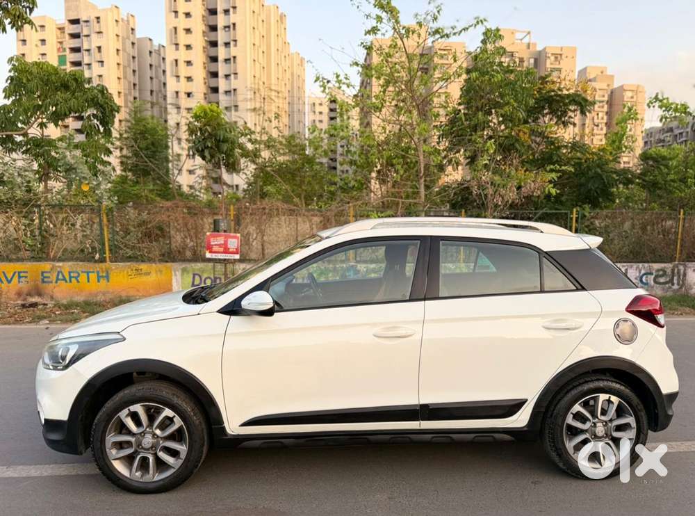 Hyundai I20 Active S Petrol, 2017, Cng & Hybrids