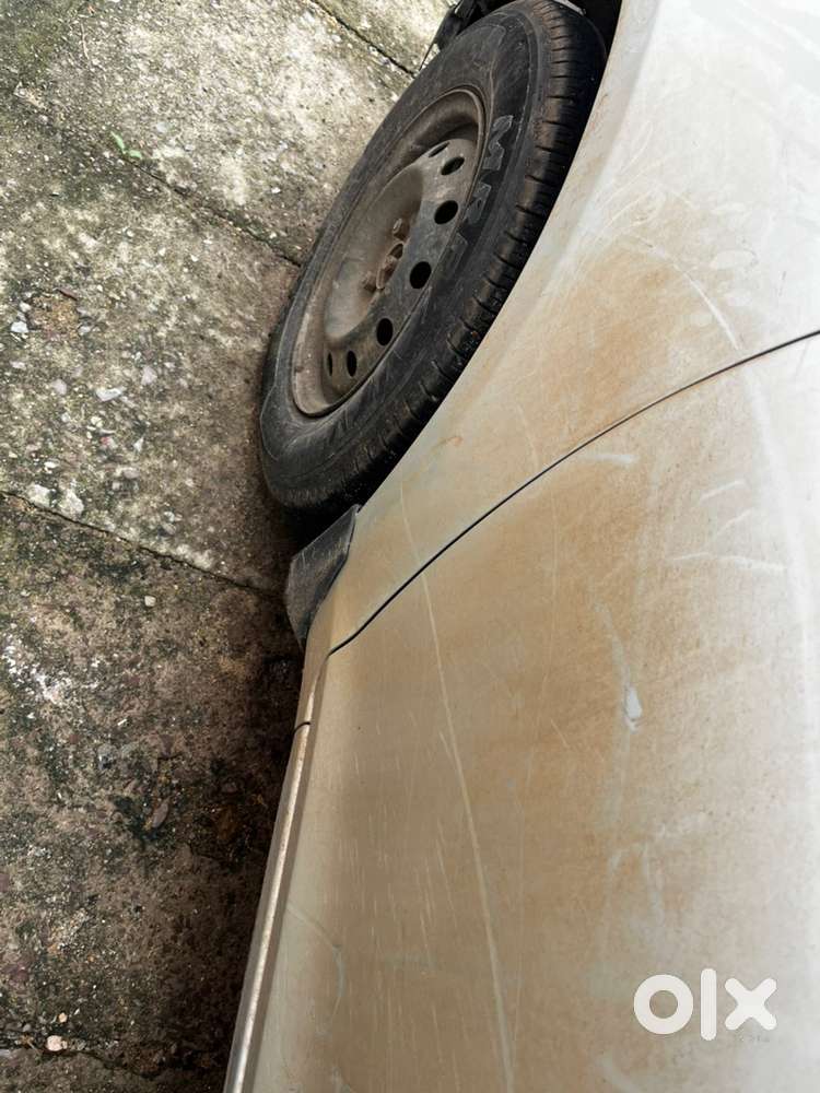 Maruti Swift Dzire 2013