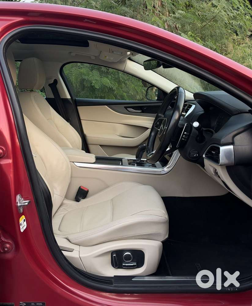 Jaguar Xe Portfolio, 2020, Diesel