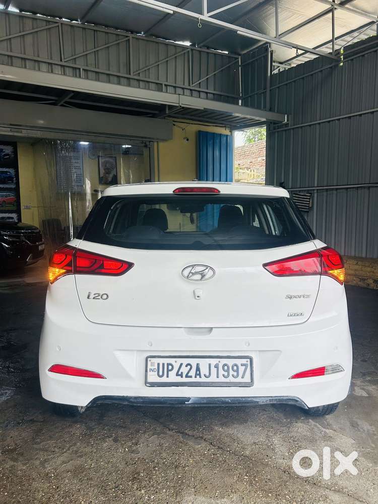 Hyundai I20 Sportz Plus, 2016, Petrol