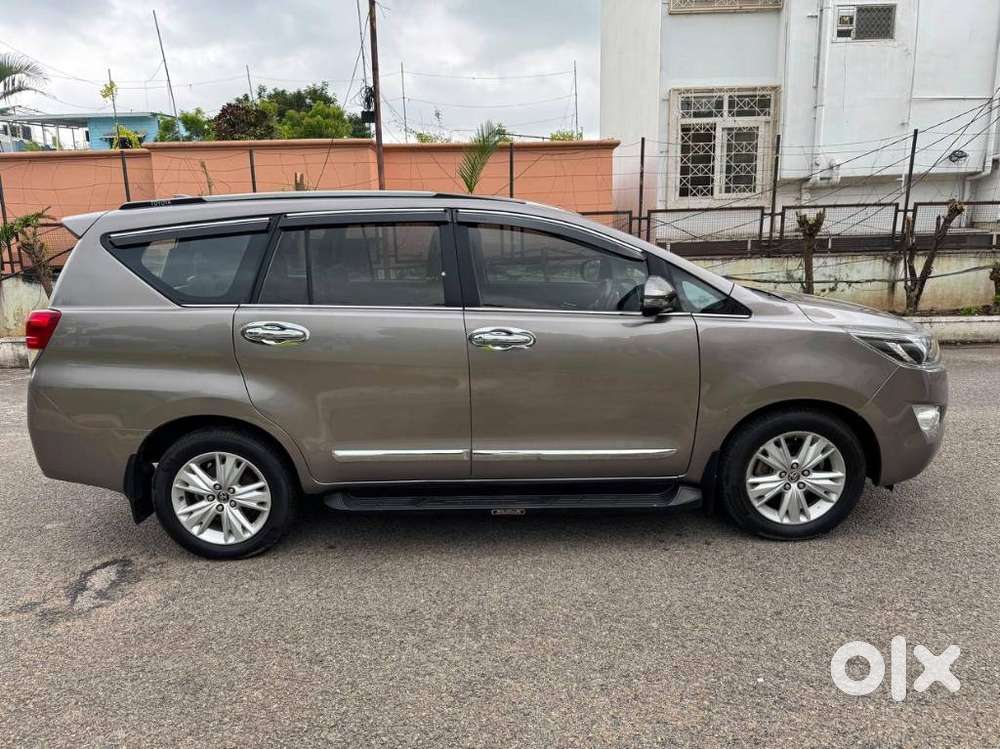 Toyota Innova Crysta 2.8z Automatic, 2018, Diesel