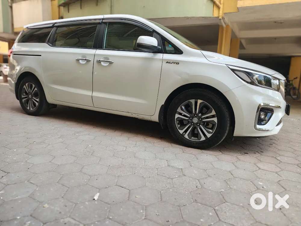 Kia Carnival 2021 Diesel 26000 Km Driven