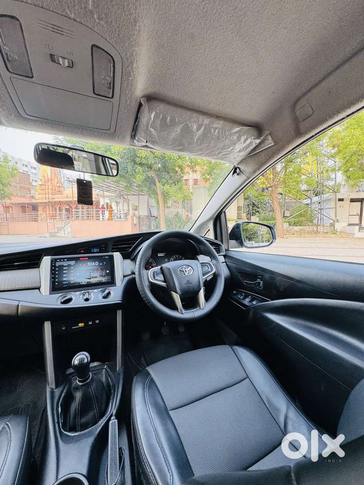 Toyota Innova Crysta 2.4 G Mt 7 Str, 2018, Diesel