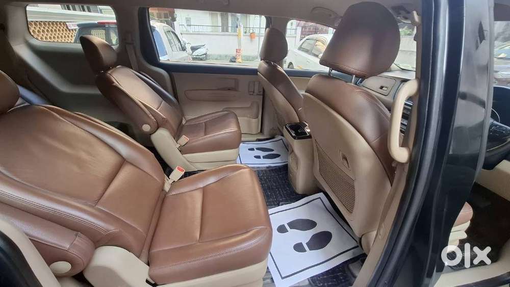 Kia Carnival Premium, 2020, Diesel