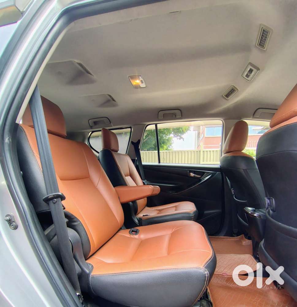 Toyota Innova Crysta 2.8 Gx At, 2017, Diesel