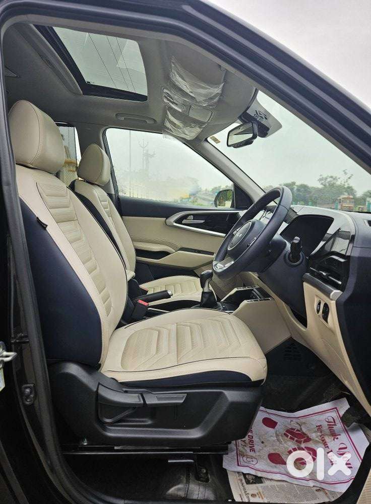 Kia Carens 1.5 Luxury Plus Diesel 6 Str, 2024, Diesel