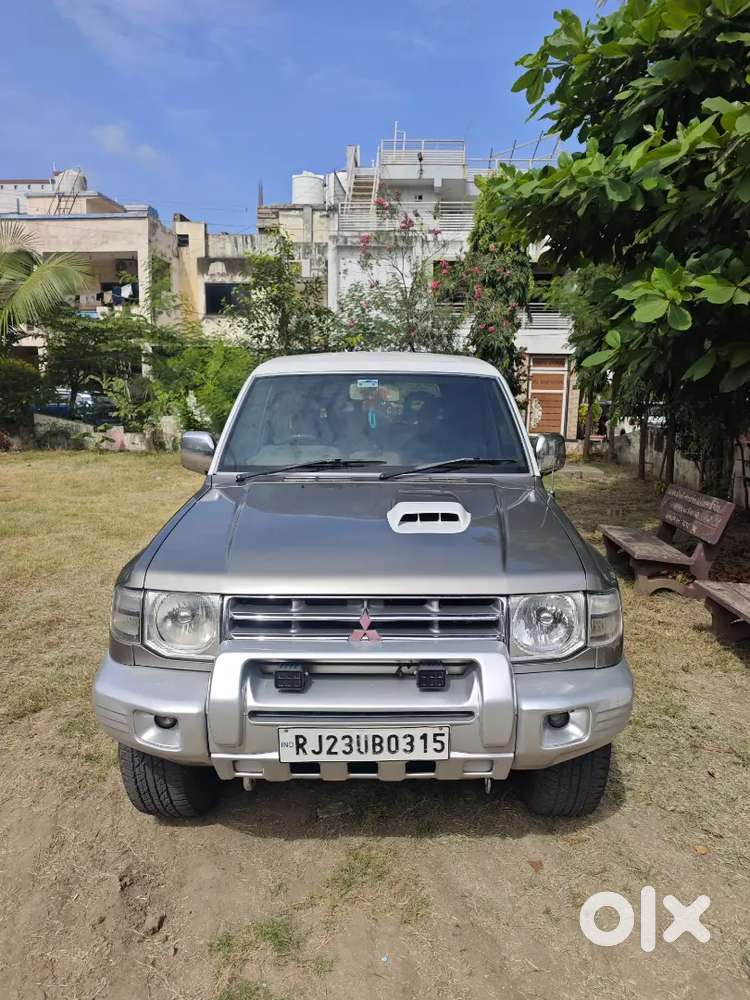 Mitsubishi Pajero Sfx  2014