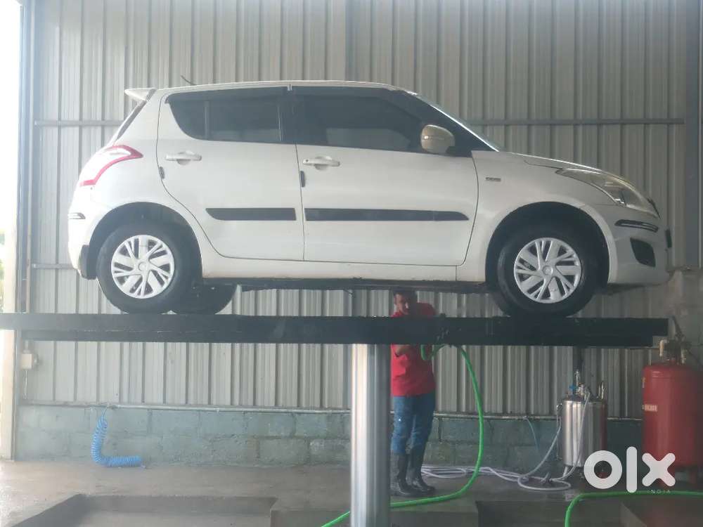 Maruti Suzuki Swift 2012
