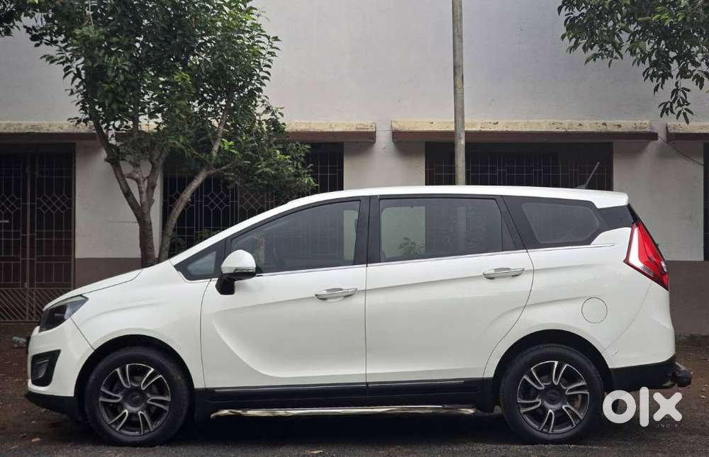 Mahindra Marazzo M8, 2019, Diesel