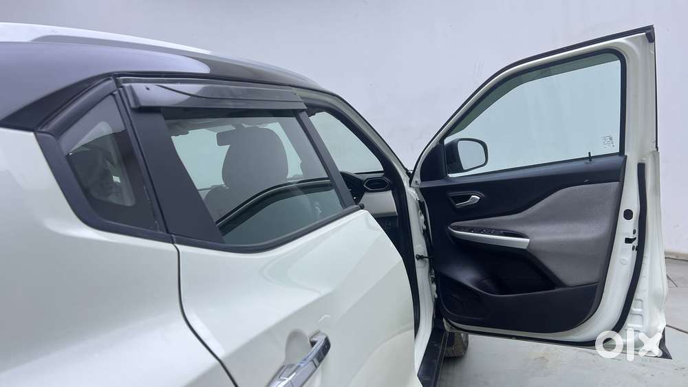 Nissan Magnite Xv Turbo, 2022, Petrol