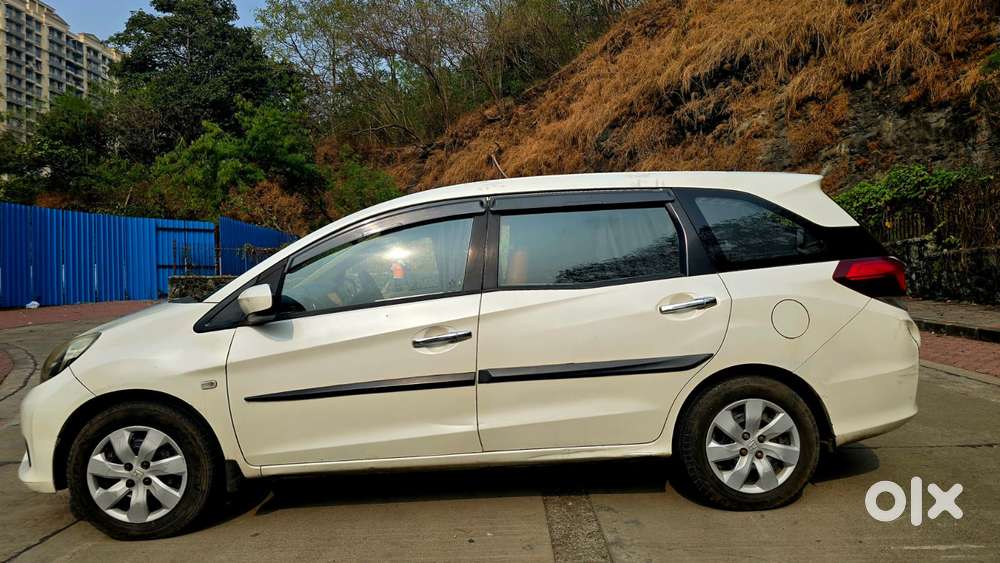 Honda Mobilio S I-vtec, 2016, Cng & Hybrids