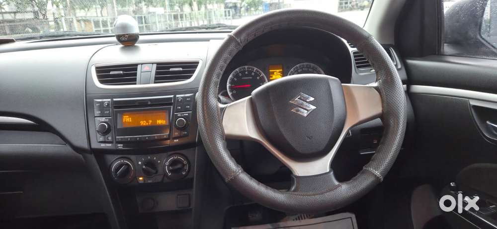 Maruti Suzuki Swift Vxi Abs Bsiv, 2015, Petrol