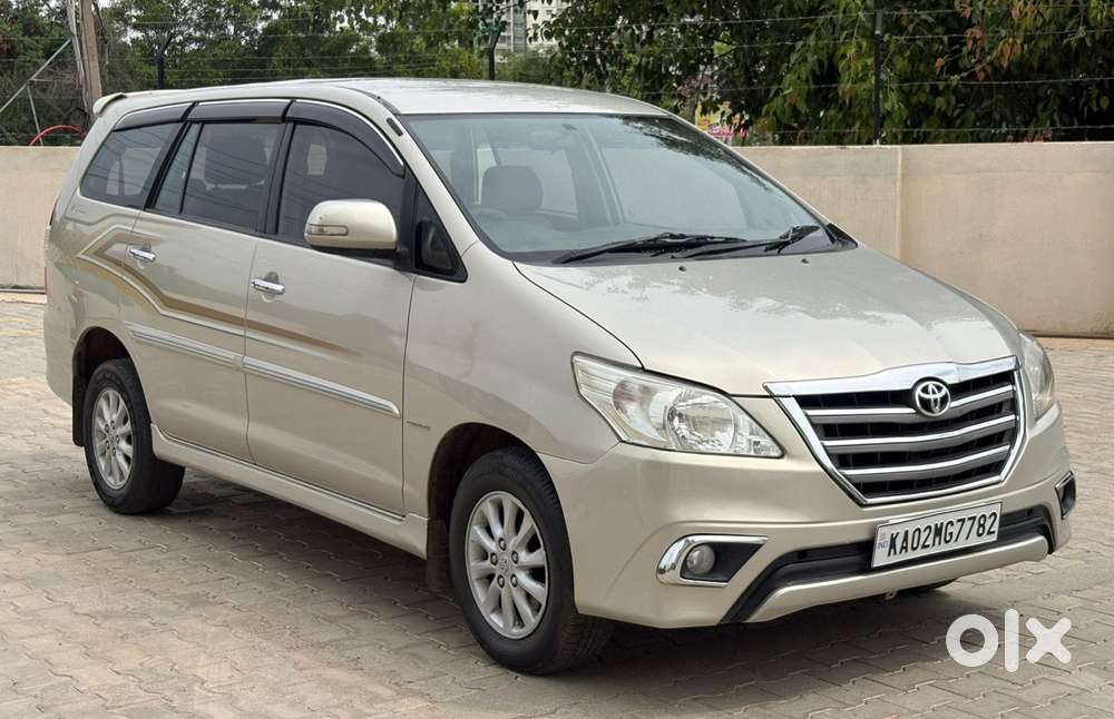 Toyota Innova 2.5 V 7 Str, 2012, Diesel
