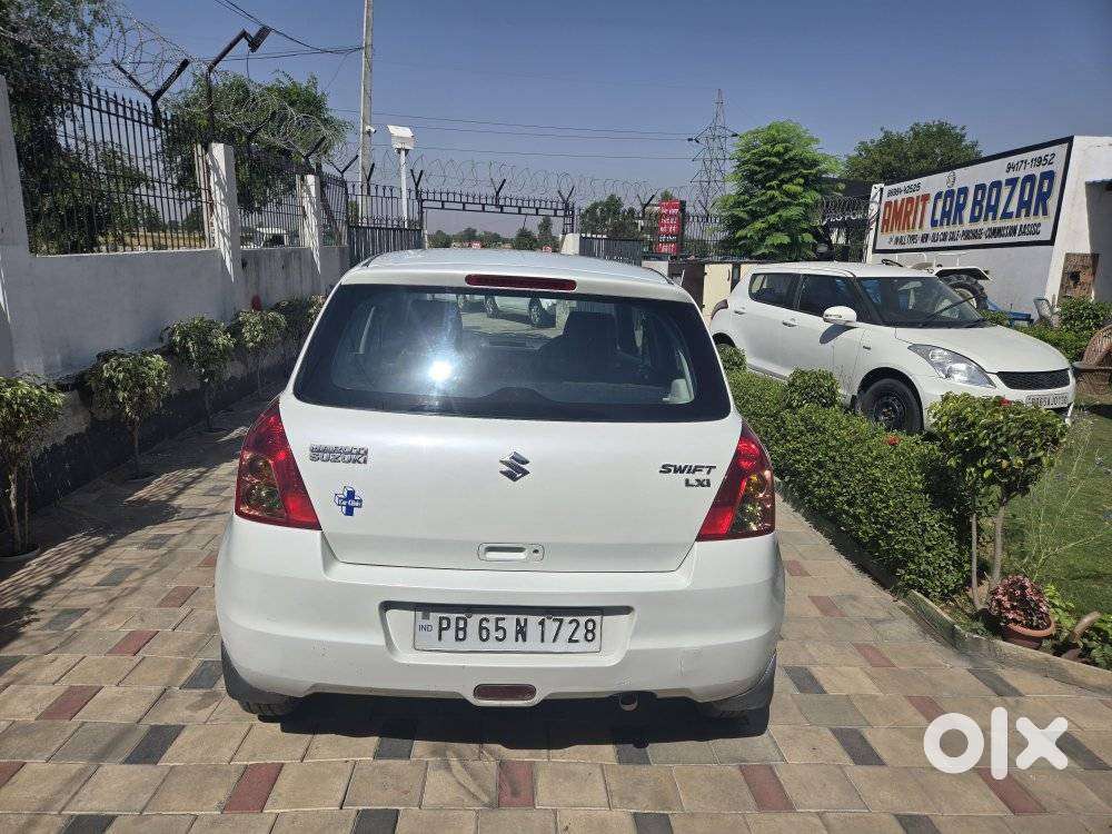 Maruti Suzuki Swift 2011-2014 Lxi, 2011, Petrol