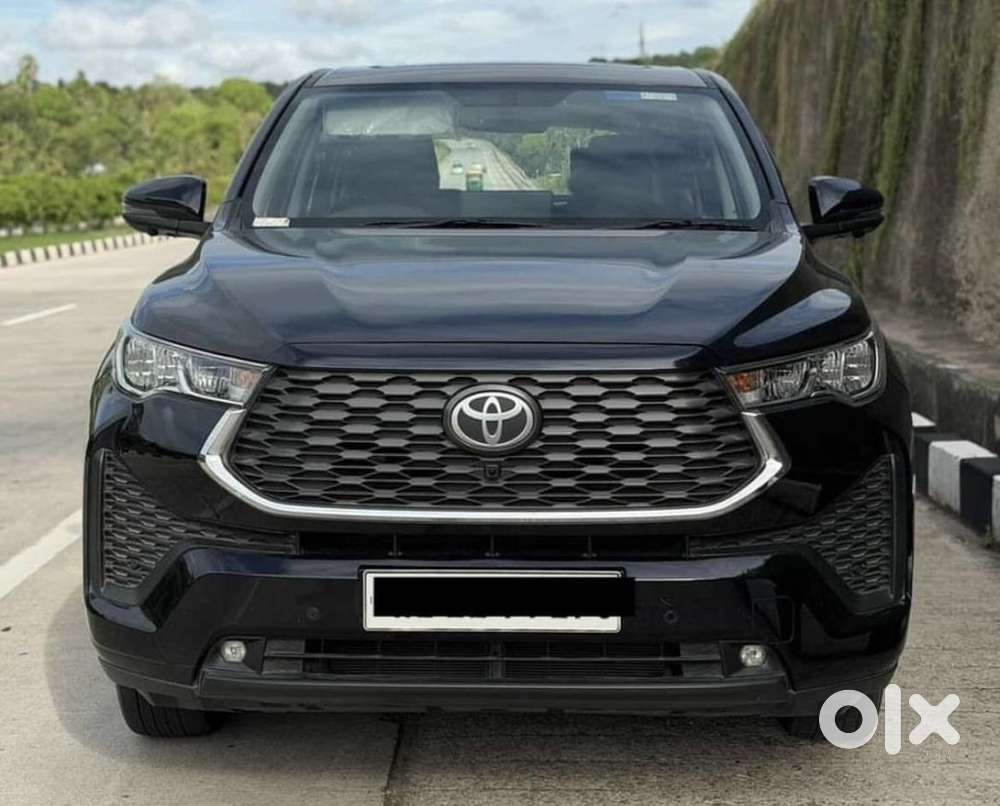 Toyota Innova Hycross 2.0 Vx (o) Hybrid 7 Str, 2024, Petrol