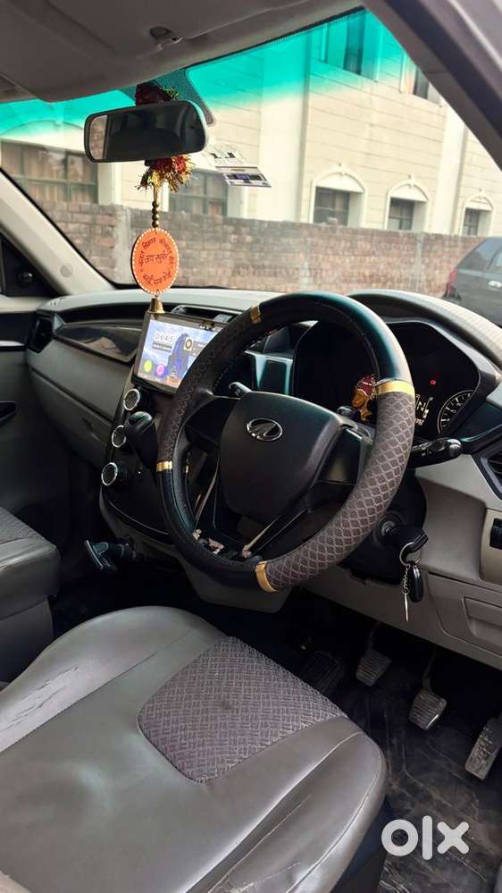Mahindra Kuv 100, 2017, Petrol
