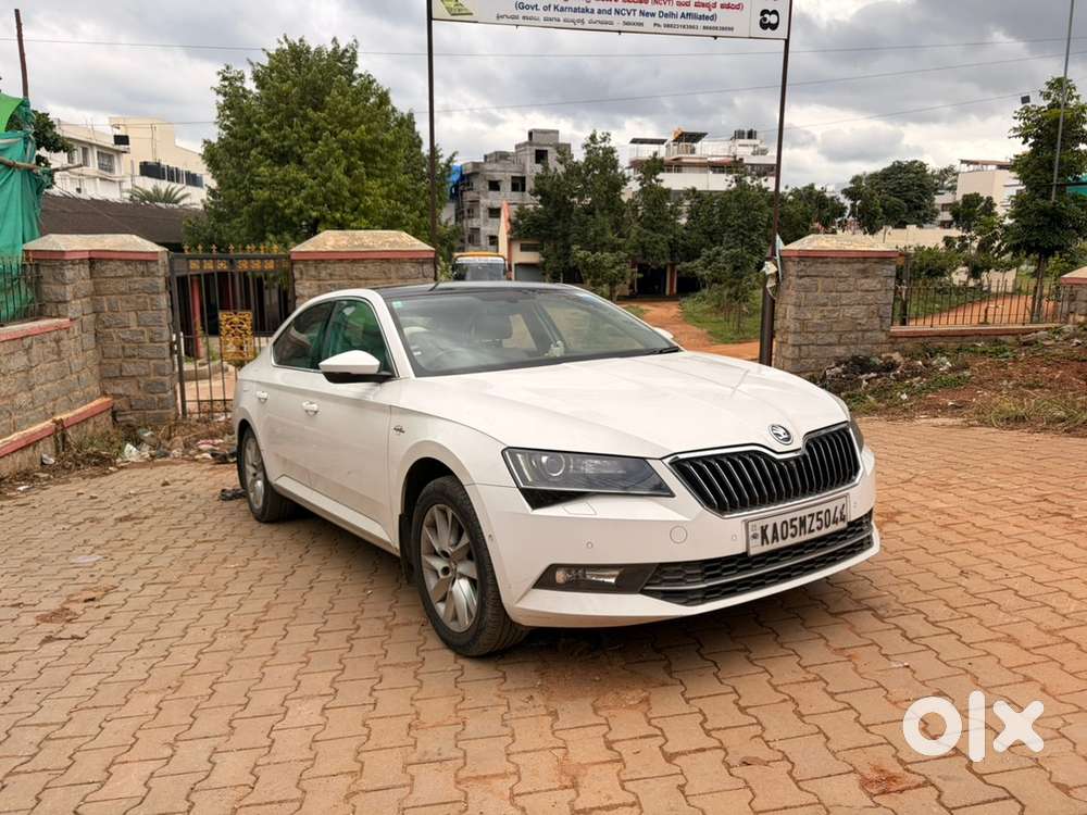 Skoda Superb 2019 Diesel Well Maintained