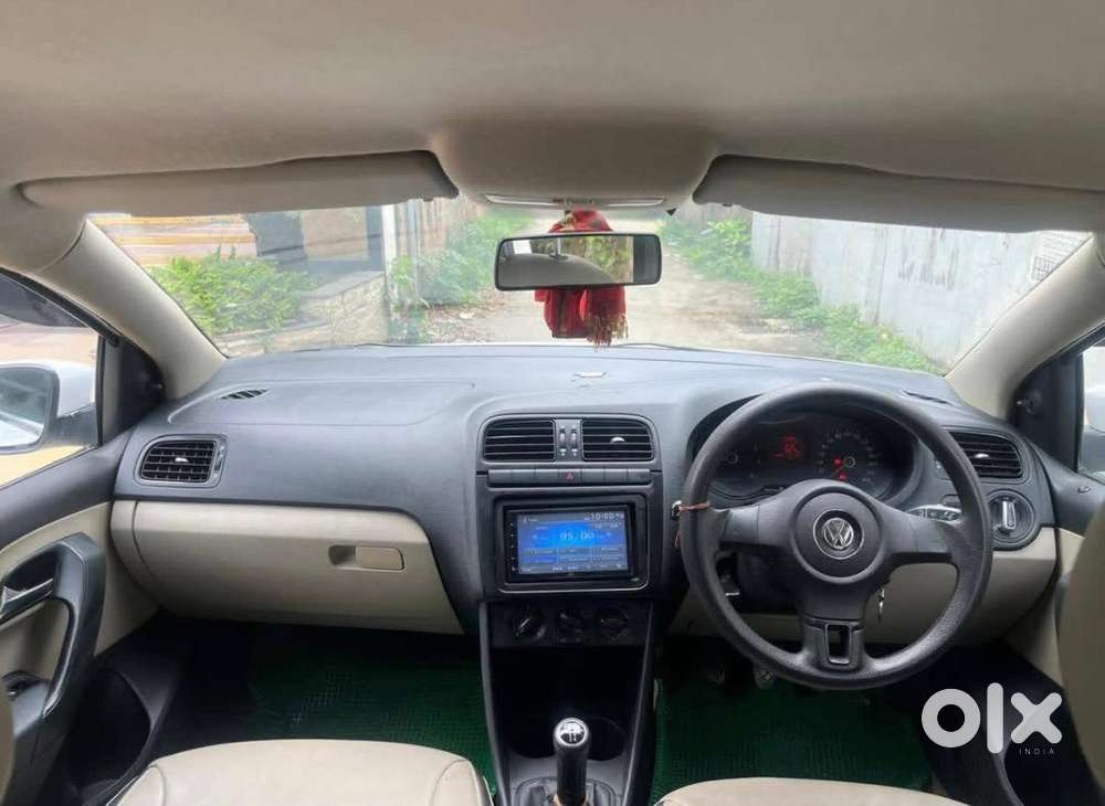 Volkswagen With Manual Transmission 2011