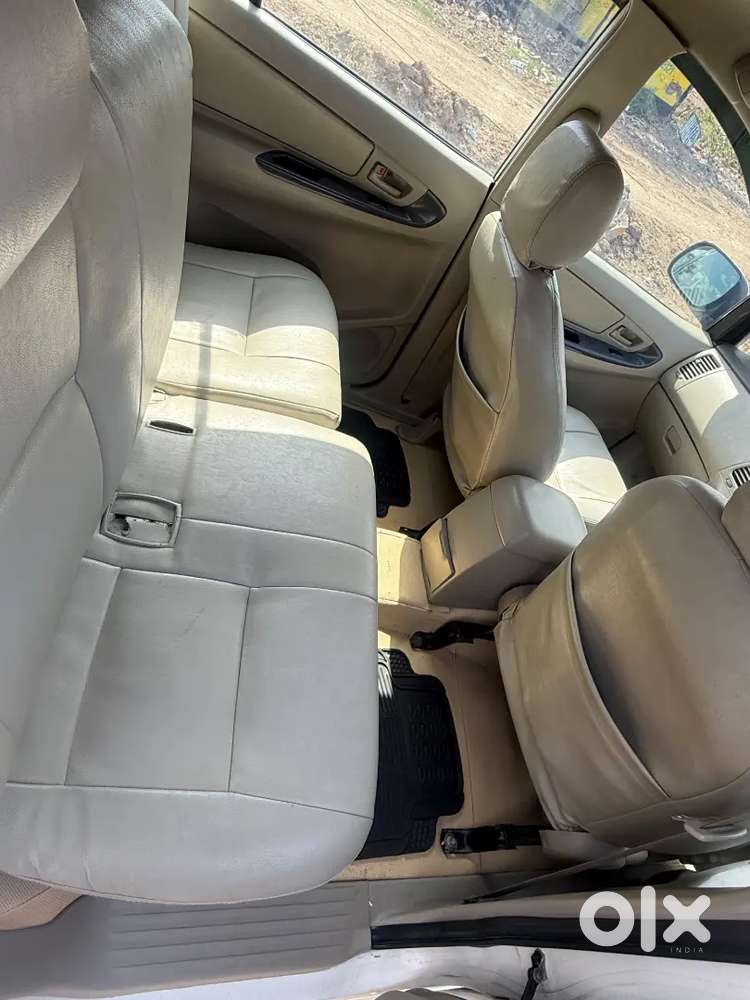 Toyota Innova 2013 Diesel Well Maintained