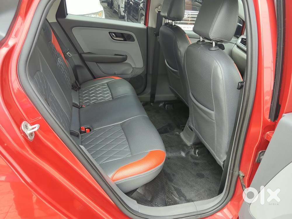 Tata Altroz 1.2 Xm Plus, 2021, Petrol
