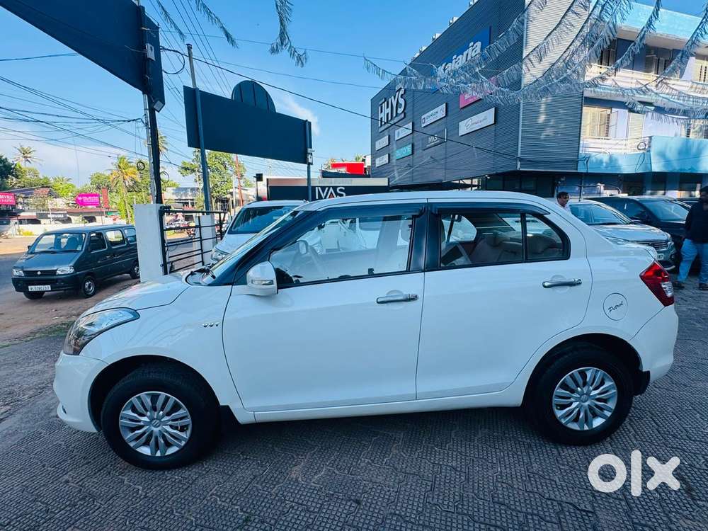 Maruti Suzuki Swift Dzire 1.2 Vxi Bsiv, 2017, Petrol