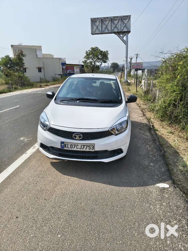 Tata Tiago 2017 Petrol Well Maintained