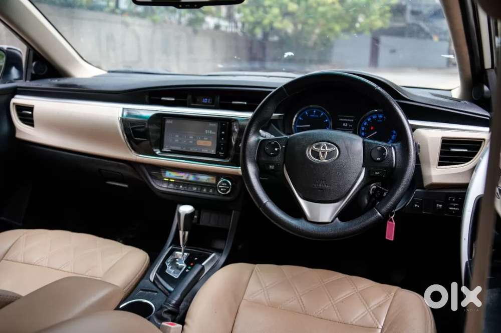 Toyota Corolla Altis 1.8 G, 2015, Petrol