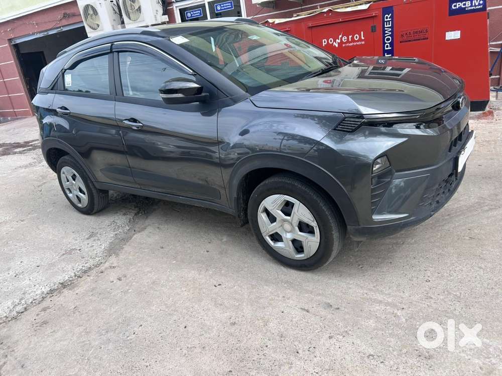 Tata Nexon 2025 Petrol