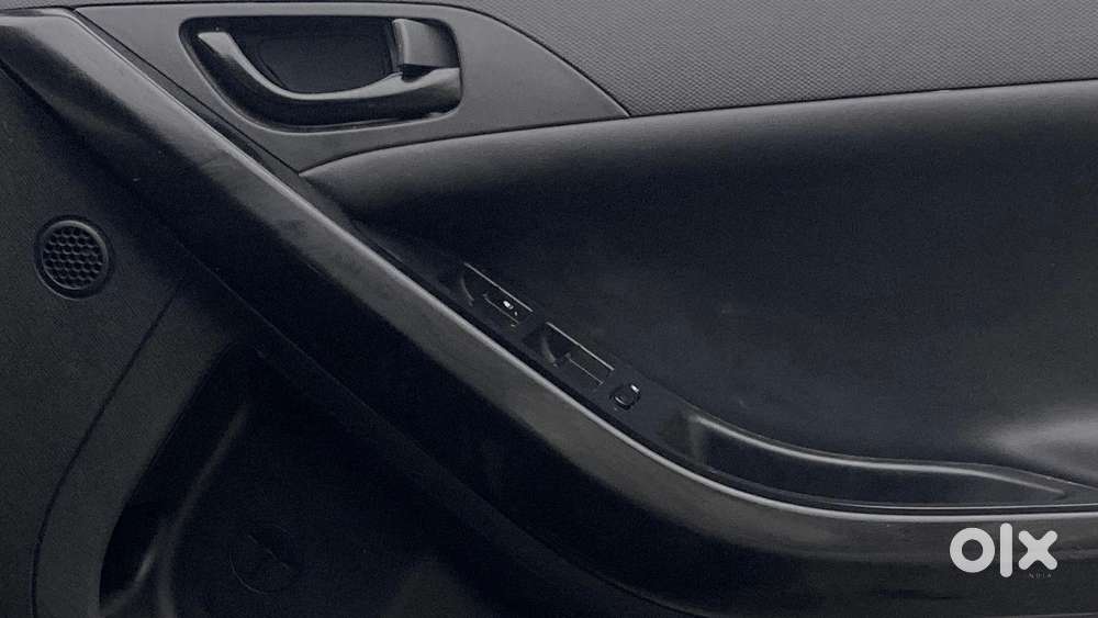Tata Nexon 1.5 Revotorq Xz Plus Hs Dark Edition, 2022, Petrol