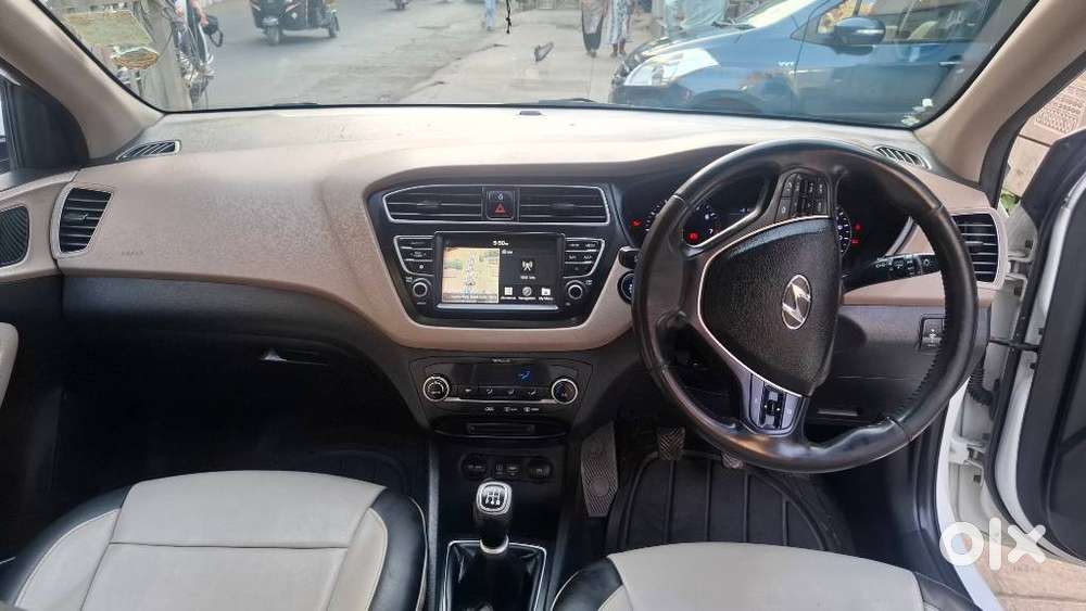 Hyundai I20 Asta (o) 1.2 Mt, 2019, Petrol