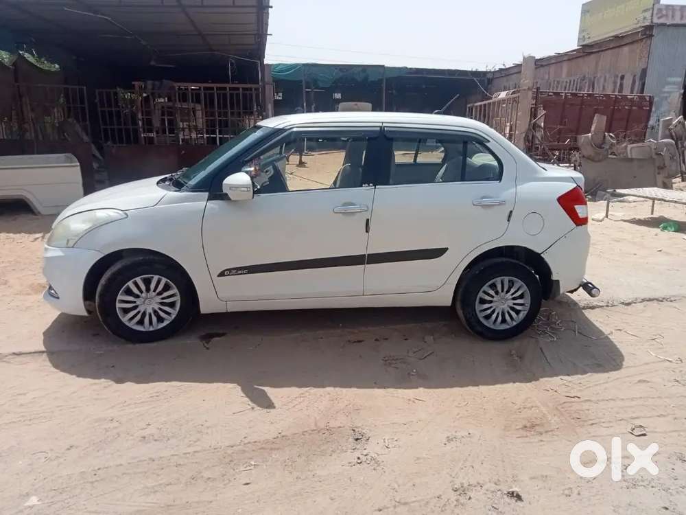 Maruti Suzuki Dzire 2015 Diesel 80000 Km Driven